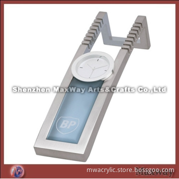 Acrylic silvery menu holder which looks like a bridge
